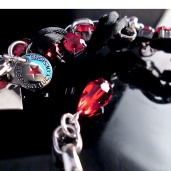 Swarovski satin silver bracelet NWT - Picture 2 of 6